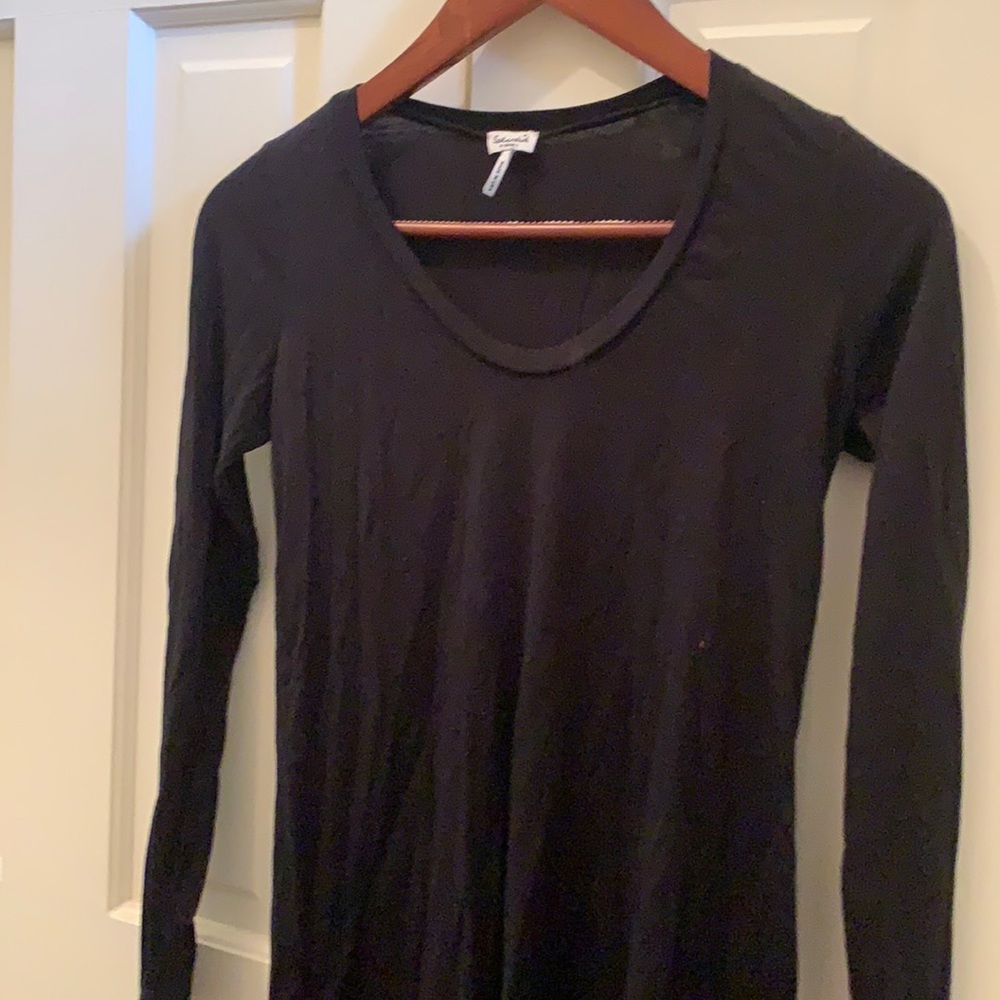 Splendid xs women’s long sleeve black soft Cotten tee